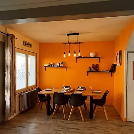 Tilla 110 M2, Terrasse Babyfoot Flechettes 빌라 *