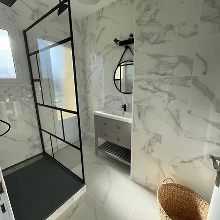 Tilla 110 M2, Terrasse Babyfoot Flechettes