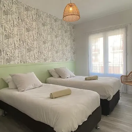 Tilla 110 M2, Terrasse Babyfoot Flechettes * Arcachon