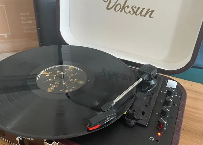 Tilla 110 M2, Terrasse Babyfoot Flechettes فيلة