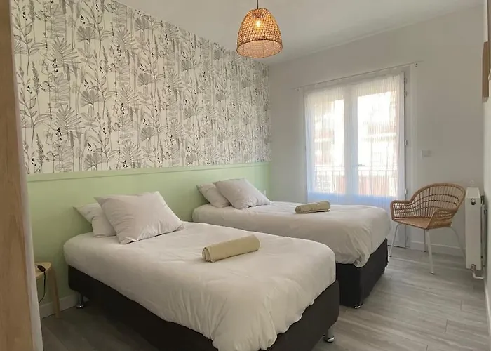 Tilla 110 M2, Terrasse Babyfoot Flechettes * Arcachon